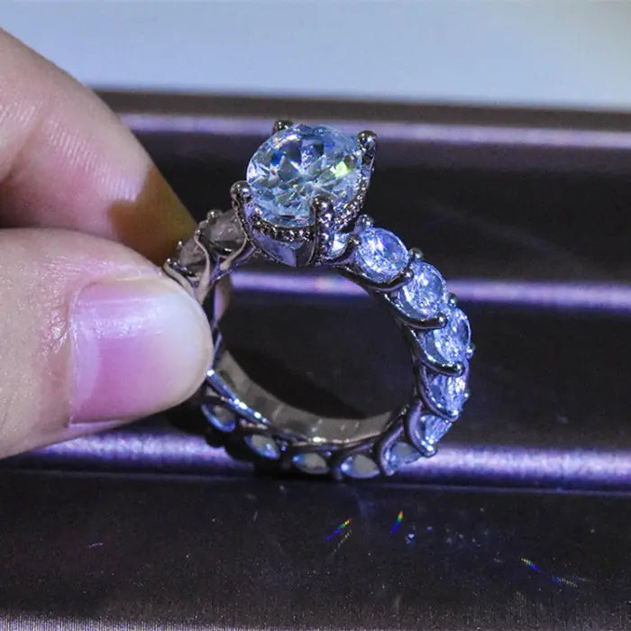 Full Diamond Four Claw Moissanite Stone Ring