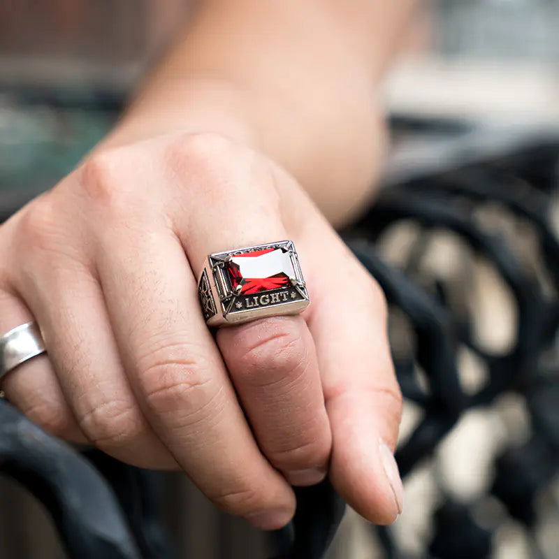Vintage European American Masonic Inlaid Stone Ring